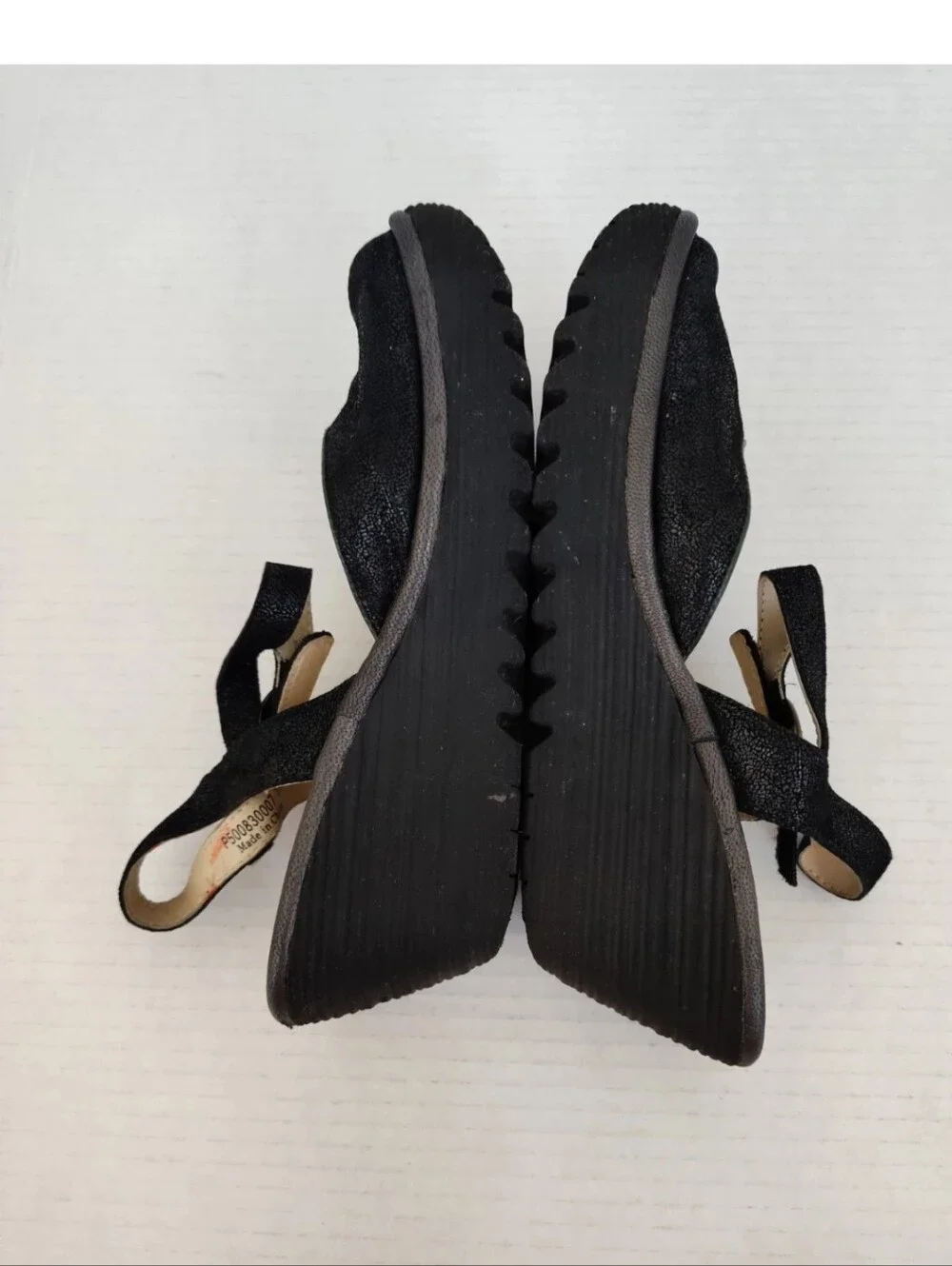 Fly London Yora Sandals Size 37 US 6-6.5 Black Leather Platform Wedge Peep Toe